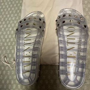 Valentino Clear Studded PVC Pool Slides